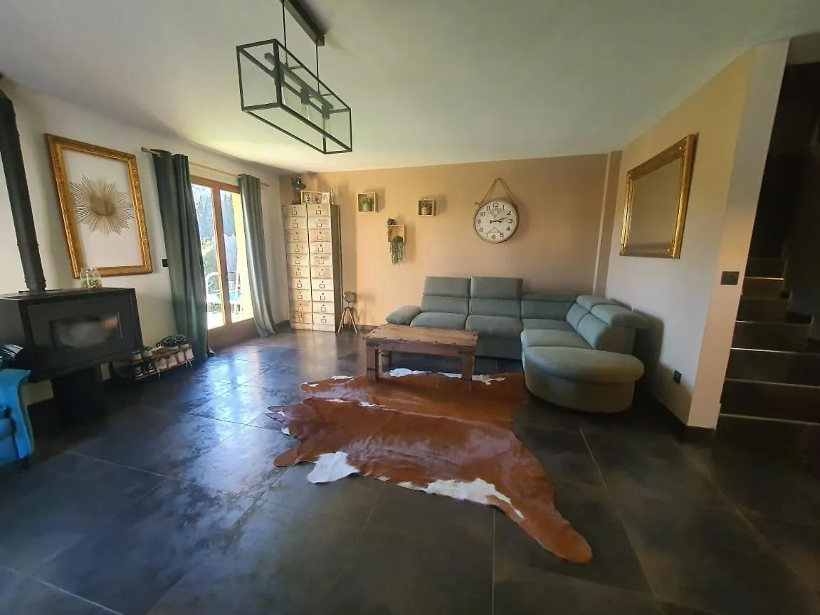 Maison Au Calme Avec Piscine, Terrasse, Bbq Bendejun